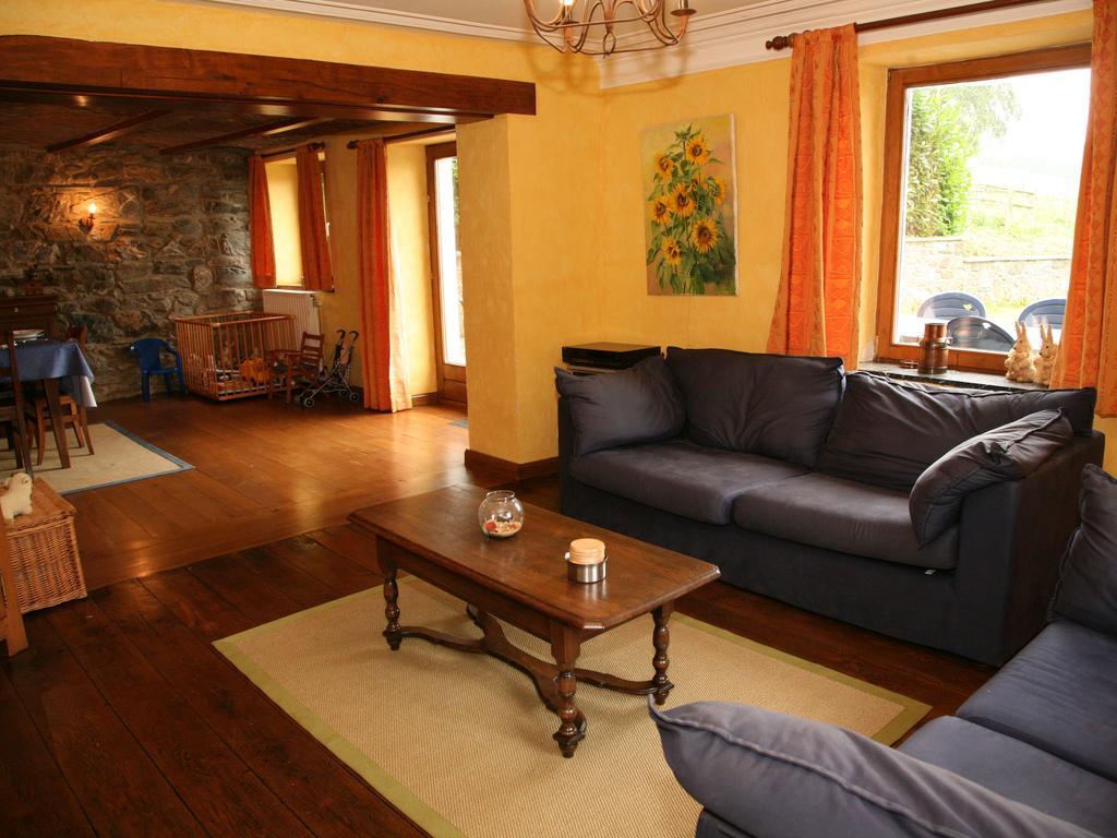 Quaint Cottage In Egb Mont With Garden